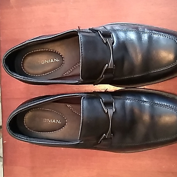 Shoes - Picture 9 of 9